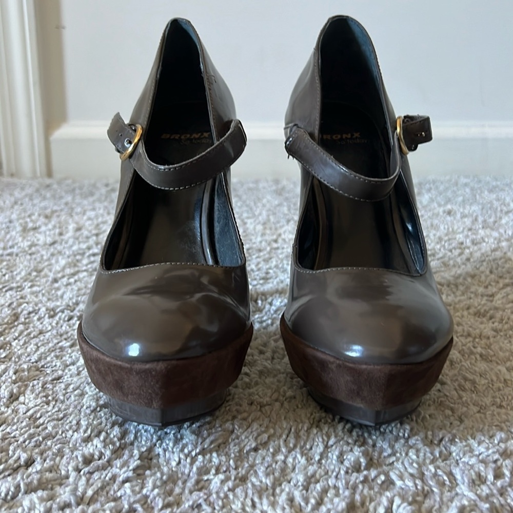 7.5 Bronx 5 inch brown platform stiletto heels